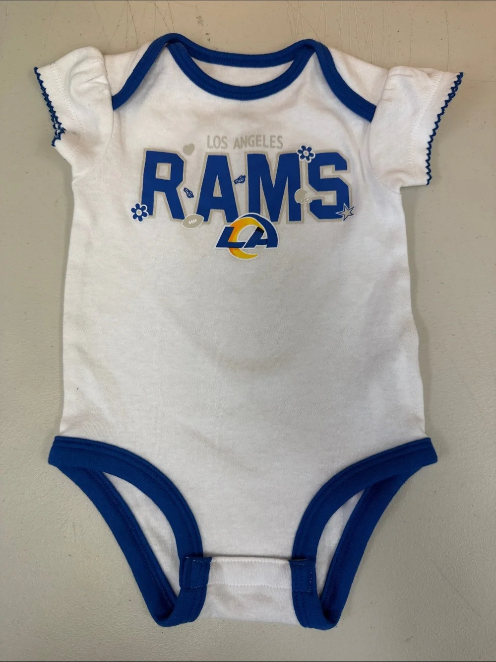 Los Angeles Rams size 3-6 months White & Royal Blue Baby One-Piece Bodysuit